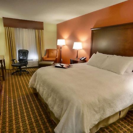 Hampton Inn & Suites Тифтон Экстерьер фото