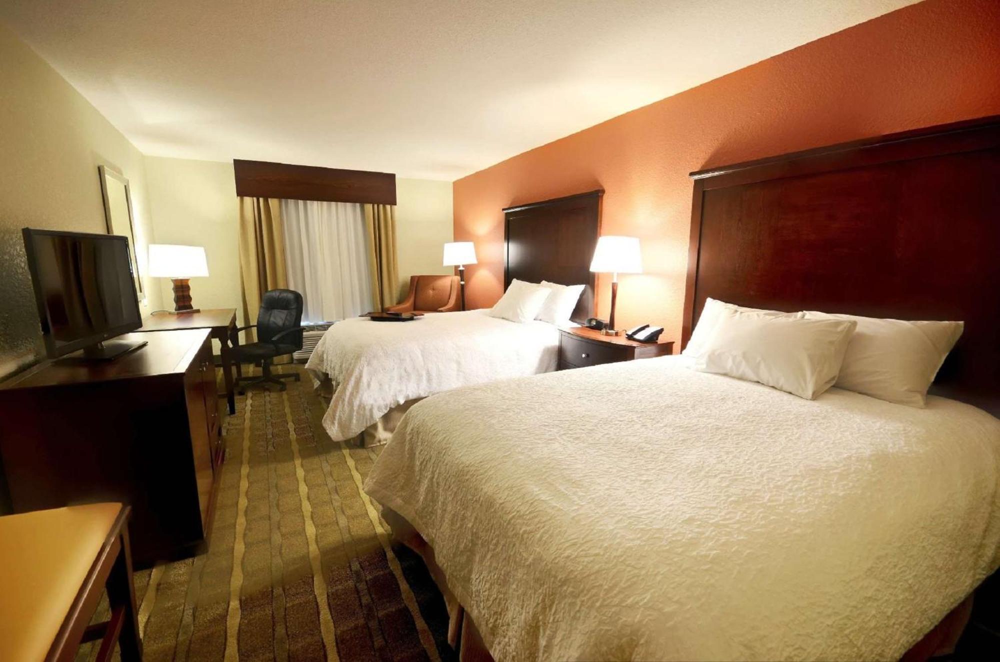 Hampton Inn & Suites Тифтон Экстерьер фото