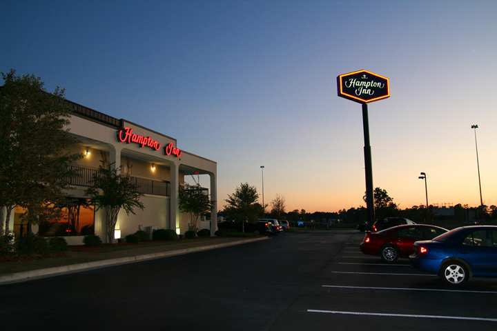 Hampton Inn & Suites Тифтон Экстерьер фото